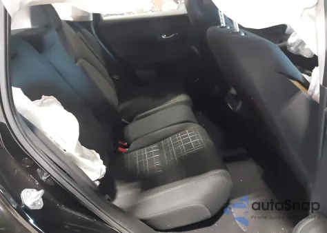 2023 Honda Hr-V Awd Lx z USA, uszkodzony, nr VIN 3CZRZ2H34PM747559